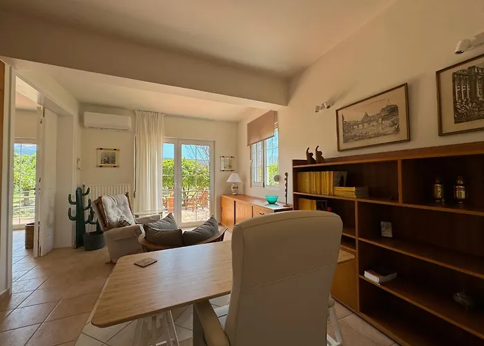 Primavera Retreat 干尼亞